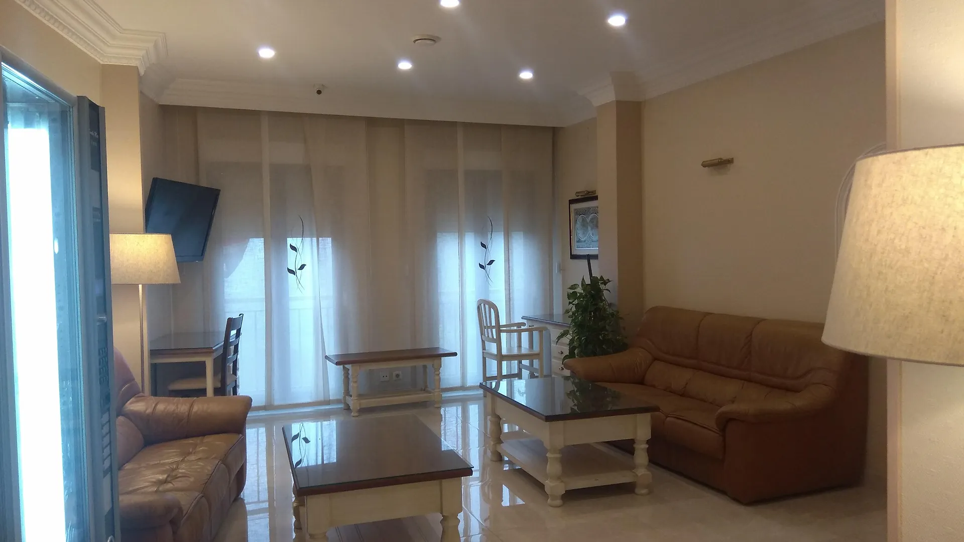 Hostal Toledo 2*,