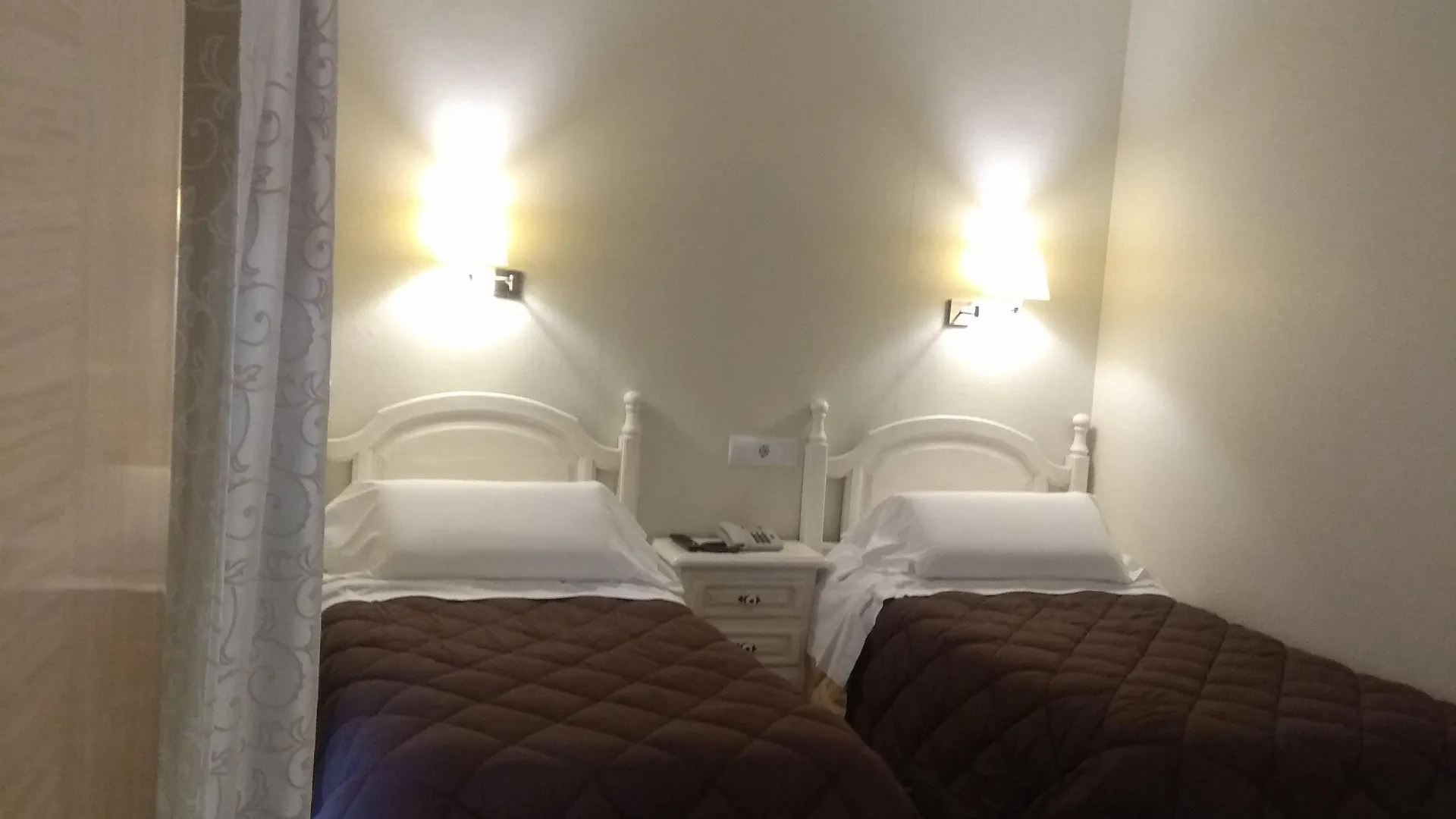 Hostal Toledo 2*,  Spain