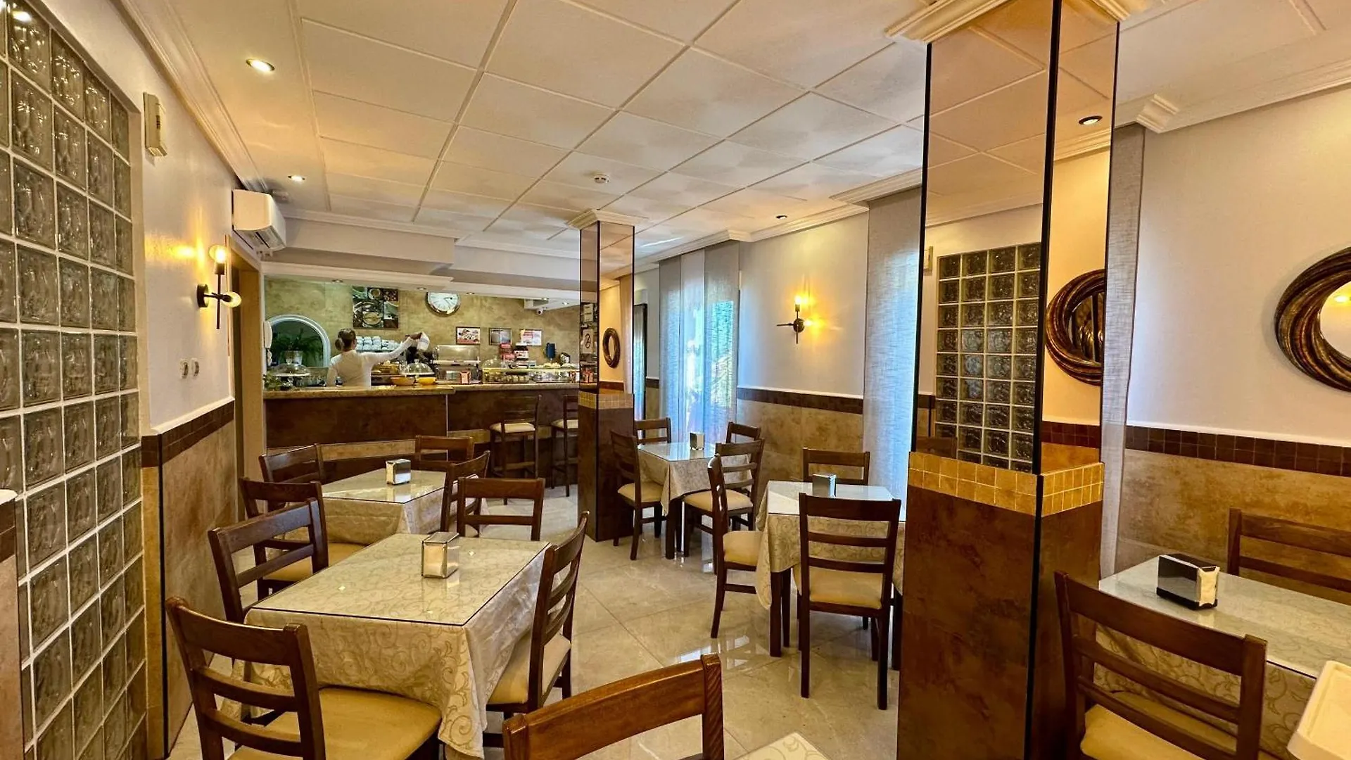 Hostal Toledo Guest house